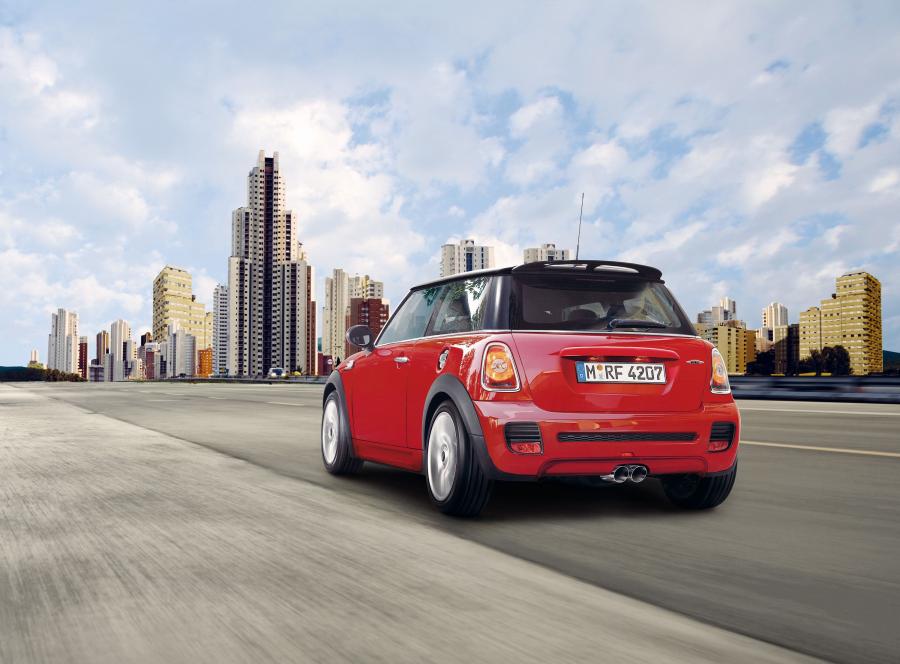  Mini Cooper JCW Clubman 2009 года  (фото 26 из 41)